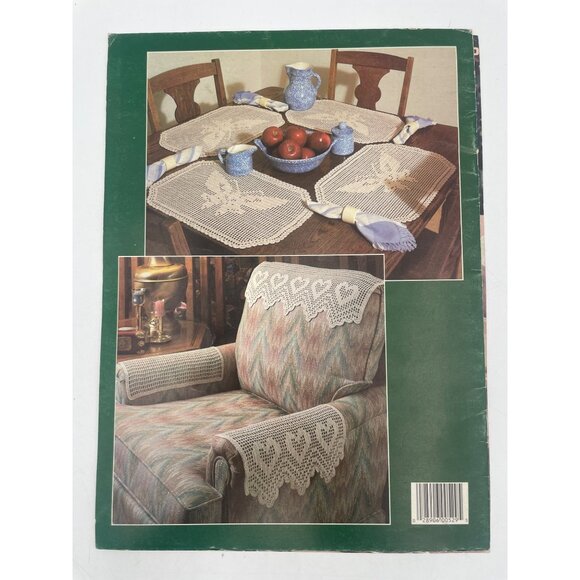 Leisure Arts Leaflet "Doilies In All Shapes And Sizes" By Eunice Svinicki - Picture 2 of 3